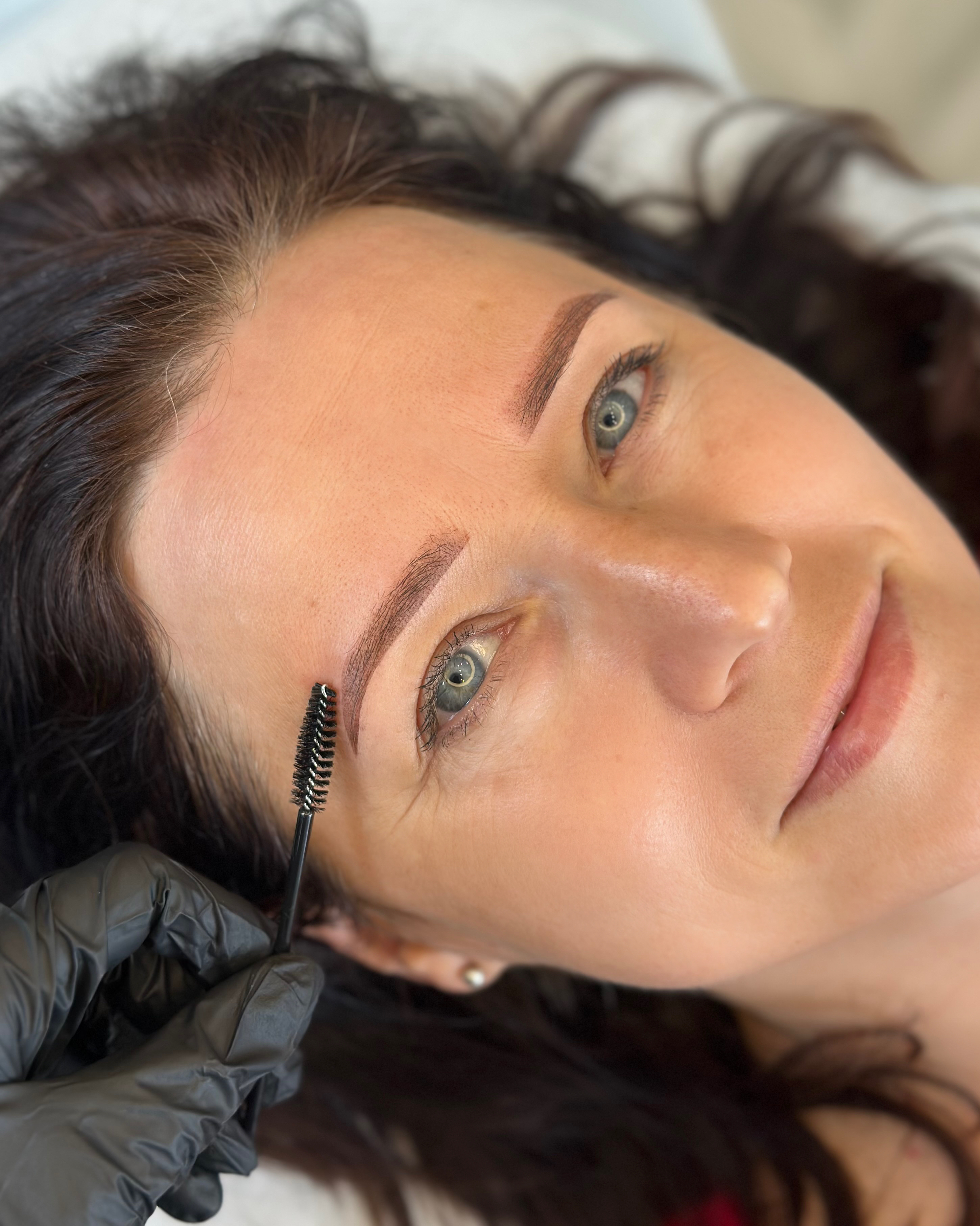 Makijaż permanentny brwi