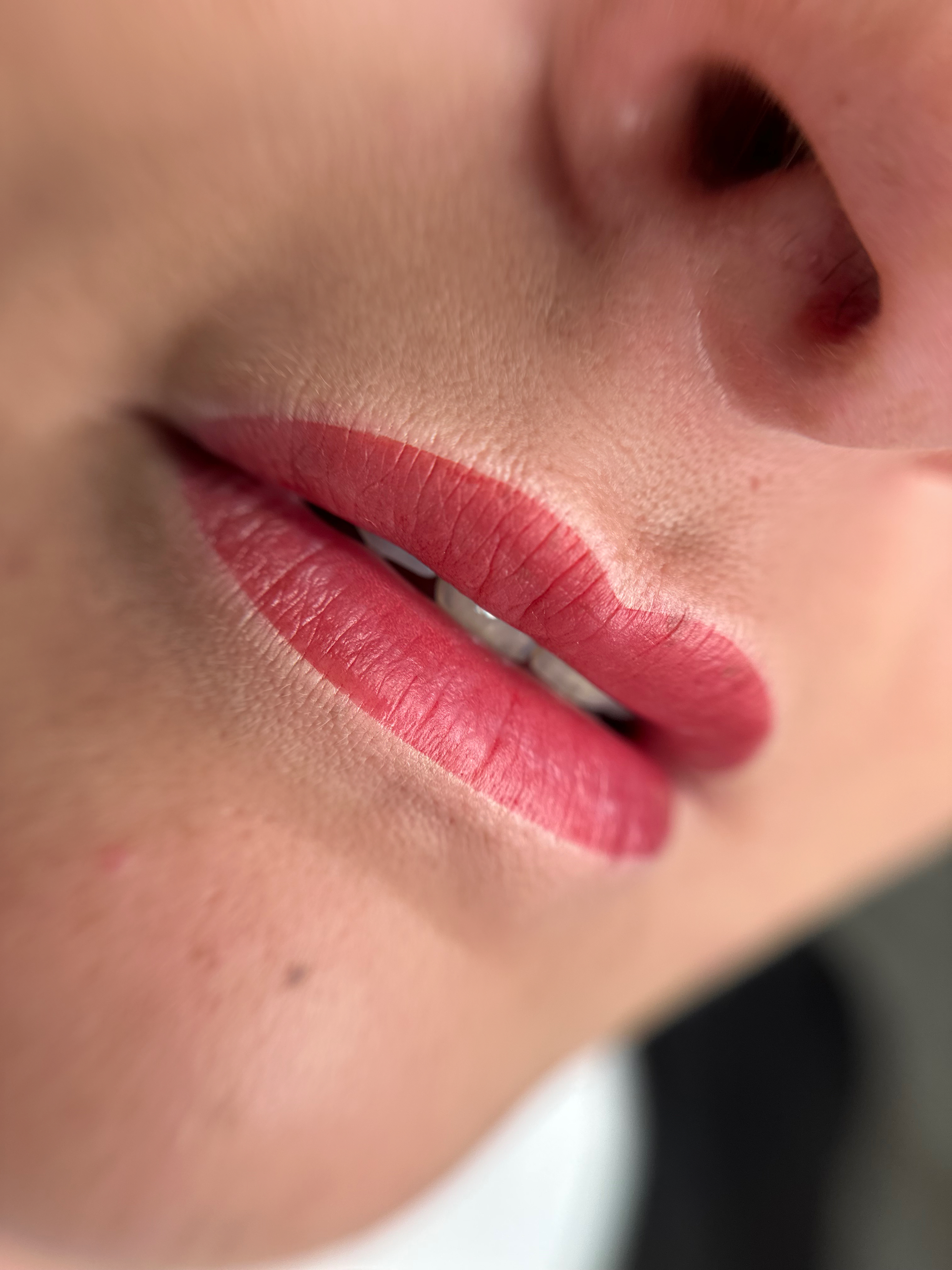 Makijaż permanentny ust