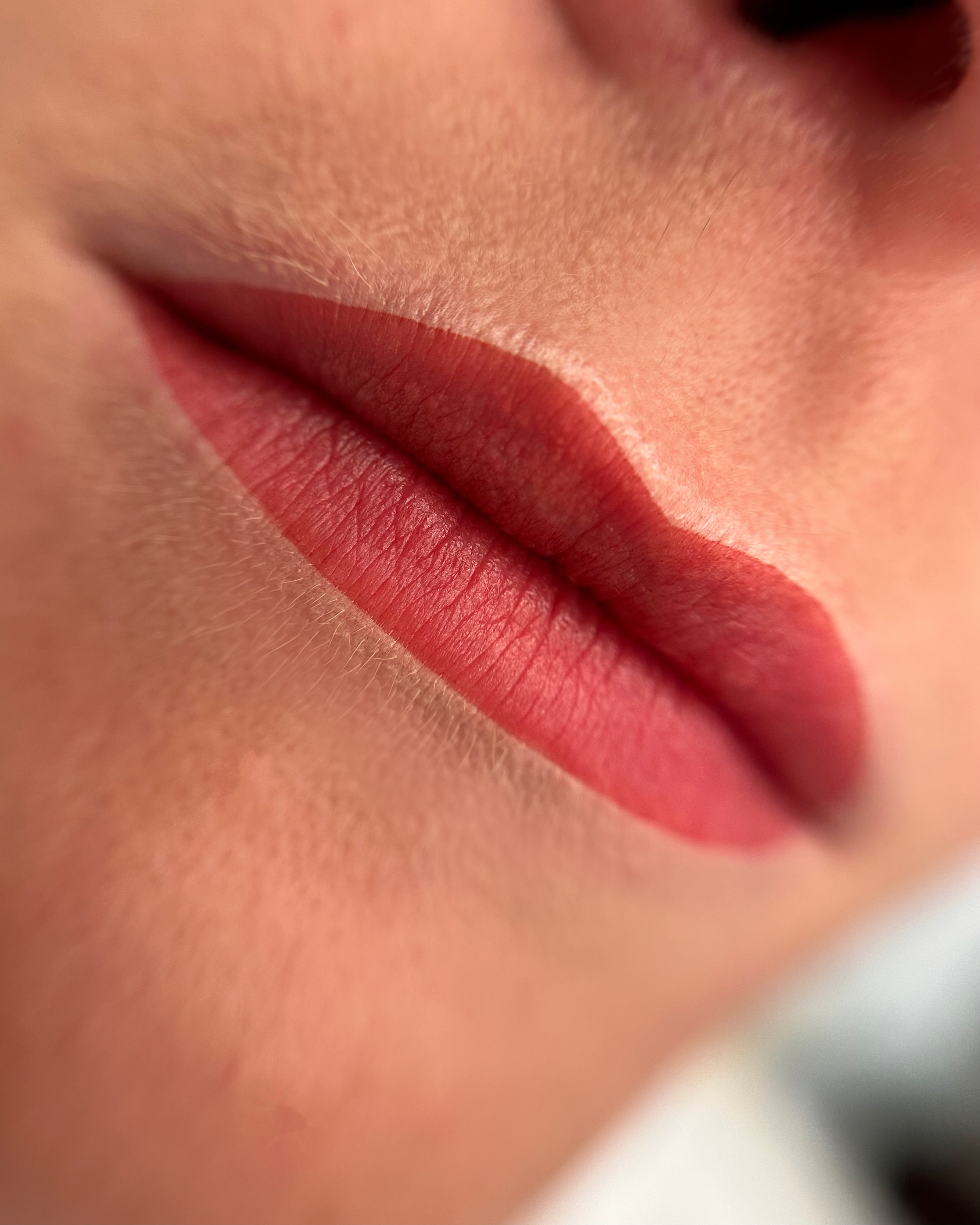 Makijaż permanentny ust